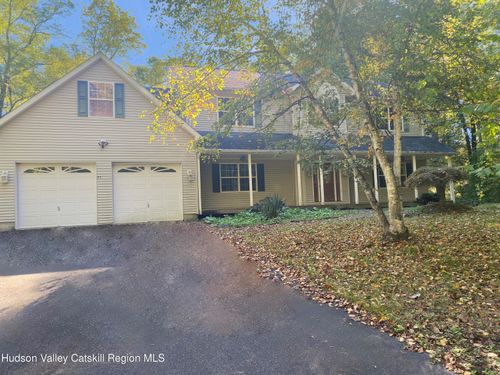 71 Easy St, Hurley, NY, 12443-6247 | Card Image