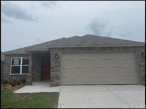 10609 Darla Ln, North Little Rock, AR, 72113-7774 | Card Image