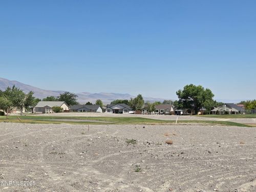 1905 Seven Iron Ct, Fernley, NV, 89408-6617 | Card Image