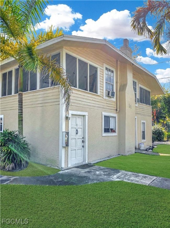 APT-1 - 1615 Evans Ave, Home with 1 bedrooms, 1 bathrooms and null parking in FORT MYERS FL | Image 13