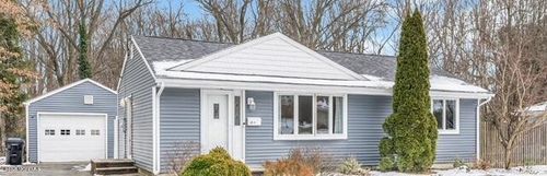 39 Melrose Ter, Middletown, NJ, 07748-2713 | Card Image