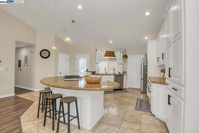 1864 Dune Point Way, House other with 3 bedrooms, 2 bathrooms and 2 parking in Discovery Bay CA | Image 12
