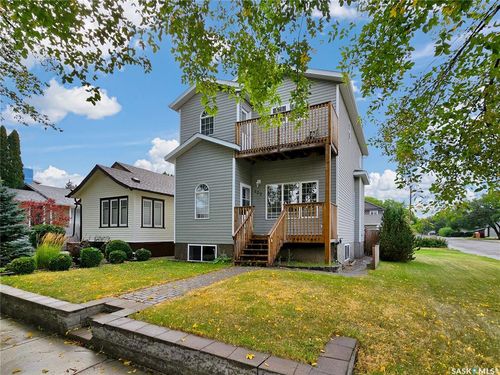 202 2nd St E, Saskatoon, SK, S7H1N6 | Card Image