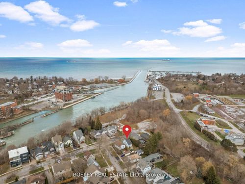 18 Michigan Ave, Saint Catharines, ON, L2N4G8 | Card Image