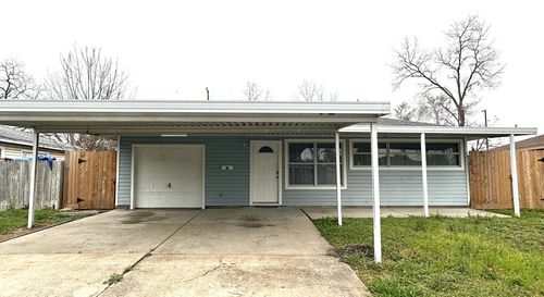 2703 Thomas Ave, Pasadena, TX, 77506-3146 | Card Image