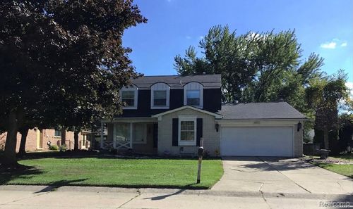 39632 Chaffer St, Clinton Township, MI, 48038-2622 | Card Image