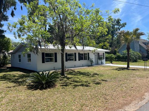 216 Ne 3rd St, TRENTON, FL, 32693-3516 | Card Image