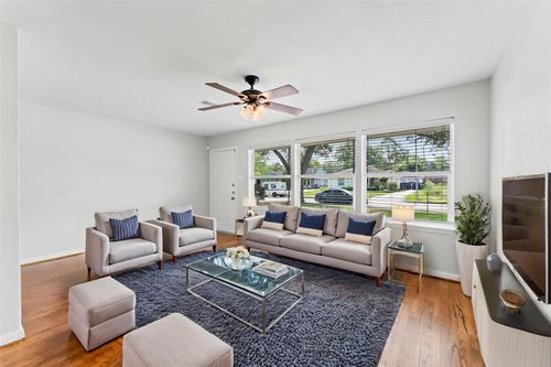 4110 Woodfin St, Houston, TX, 77025-5715 | Card Image