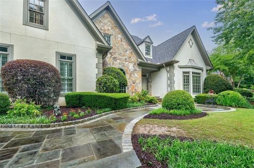 5318 Brooke Farm Dr, Dunwoody, GA, 30338-3149 | Card Image