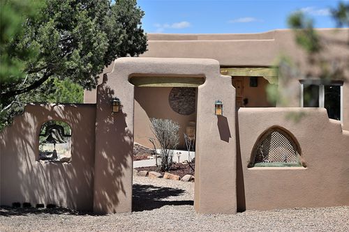 53 Vallecito Rd., Santa Fe, NM, 87506 | Card Image