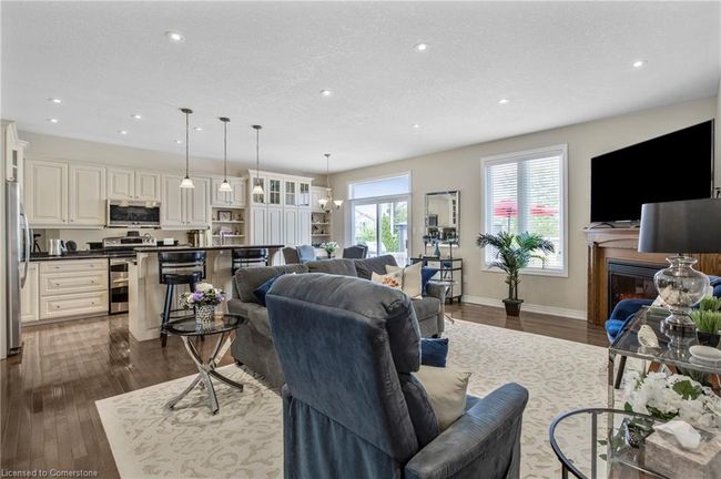 14 Mapleview Dr, House other with 2 bedrooms, 3 bathrooms and 6 parking in Hagersville ON | Image 19