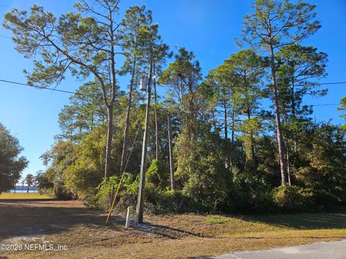 306 Lakeshore Dr, Starke, FL, 32091-6365 | Card Image