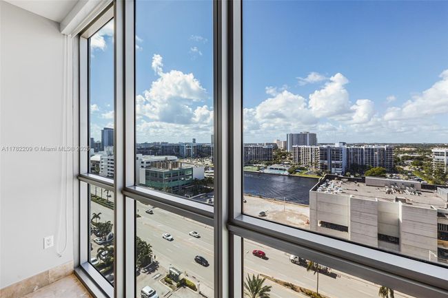 APT-1202 - 3101 S Ocean Dr, Condo with 3 bedrooms, 3 bathrooms and null parking in Hollywood FL | Image 33