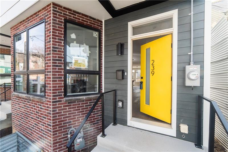 239 Carrington St, Sold in Central North Side Zoocasa