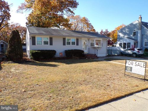 318 Chestnut St, Delran, NJ, 08075-1124 | Card Image