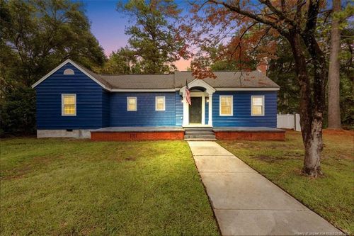 67 W Third St, Parkton, NC, 28371-1405 | Card Image