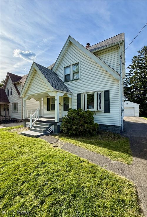 52 Meadowbrook Ave, Boardman, OH, 44512-2605 | Card Image