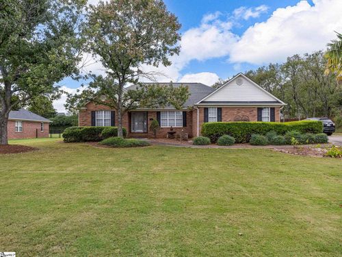 372 W Autumn Ridge Rd, Moore, SC, 29369-8929 | Card Image