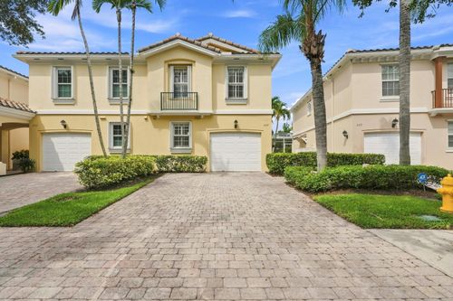 337-337 Salinas Dr, Palm Beach Gardens, FL, 33410-4309 | Card Image
