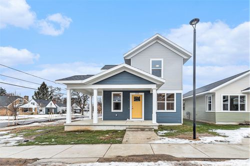 2120 Willard Ave Se, Grand Rapids, MI, 49507-2639 | Card Image