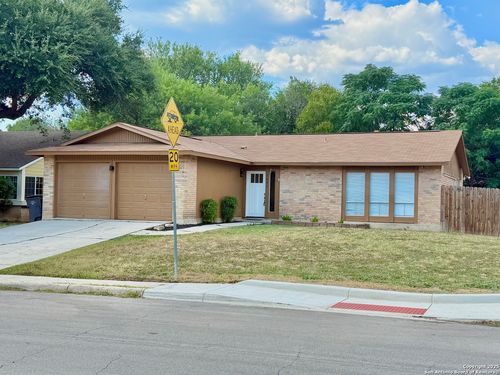 9403 Bowen Dr, San Antonio, TX, 78250-2804 | Card Image