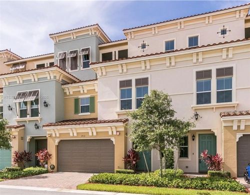 2910-2910 124th Way, Sunrise, FL, 33323-5259 | Card Image