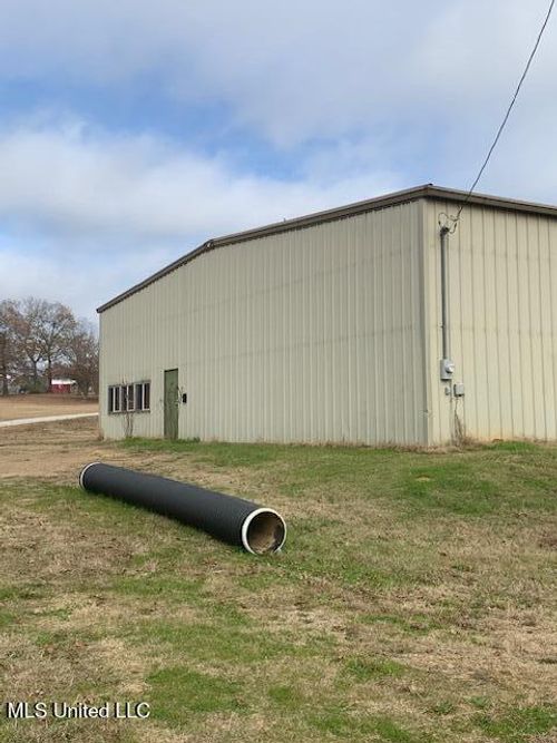 15598 Highway 51, Oakland, MS, 38948-2762 | Card Image