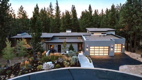 19492 Bainbridge Ct, Bend, OR, 97702-3544 | Card Image