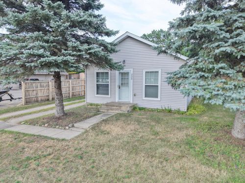 228 Aspen Ave Se, Menahga, MN, 56464-3298 | Card Image