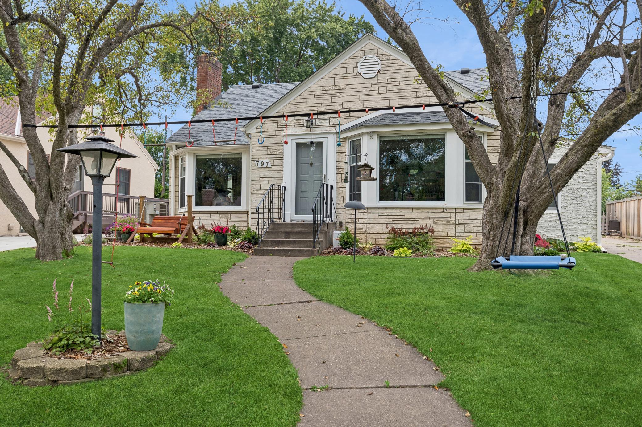 Lakeview Ave, Saint Paul, MN 55117