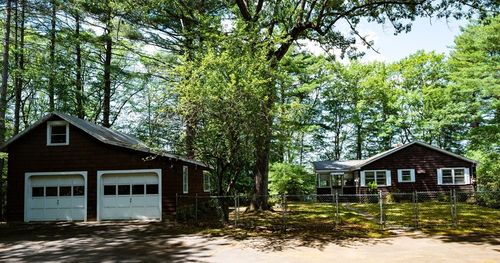 320 Fort Pond Rd, Lancaster, MA, 01523-3237 | Card Image