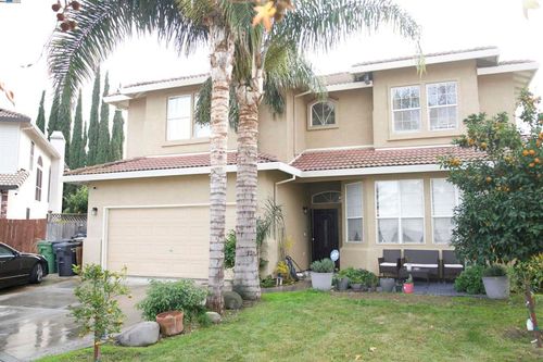 1233 Plaza Ct, Tracy, CA, 95377-8802 | Card Image