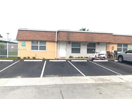 3908 Nw 30th Ter, Lauderdale Lakes, FL, 33309-4358 | Card Image