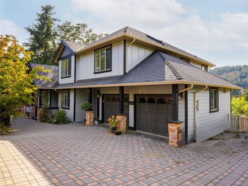 424 Nursery Hill Dr, View Royal, BC, V9B0E2 | Card Image