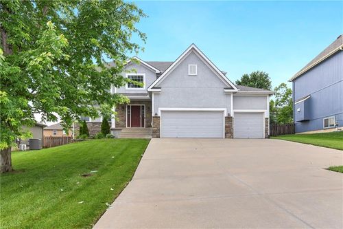 1354 Granite St, Lansing, KS, 66043-6275 | Card Image