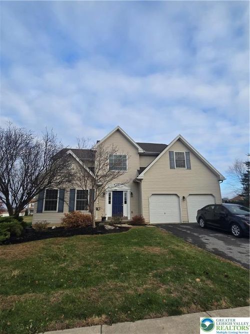 1519 Needles Ln, BREINIGSVILLE, PA, 18031-1176 | Card Image