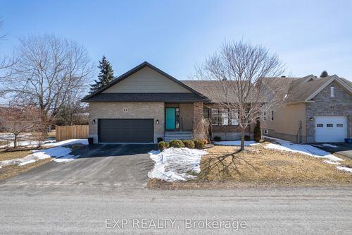 4 Provost St, Crysler, ON, K0A1R0 | Card Image