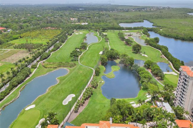 401 - 13627 Deering Bay Dr, Condo with 3 bedrooms, 3 bathrooms and null parking in Coral Gables FL | Image 47