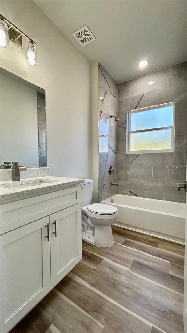 559 Marion Oaks Blvd, House other with 4 bedrooms, 3 bathrooms and null parking in OCALA FL | Image 14