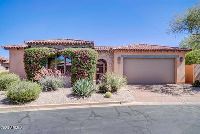 7680 E Golden Eagle Circle, House other with 3 bedrooms, 3 bathrooms and null parking in Gold Canyon AZ | Image 1