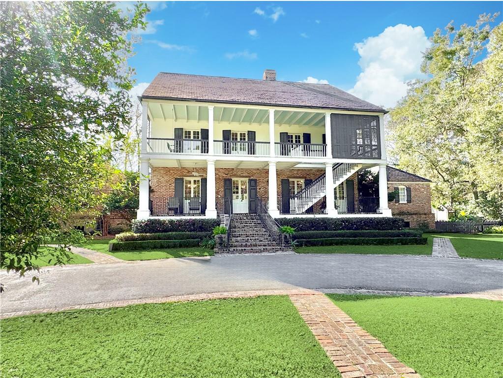 17119 Three Rivers Road, For Sale in Covington Zoocasa