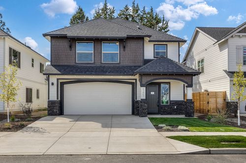 382-20599 Kira Dr, Bend, OR, 97702-8134 | Card Image