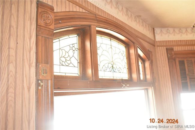 326 N Sycamore St, Home with 4 bedrooms, 2 bathrooms and null parking in Campbellsburg IN | Image 13