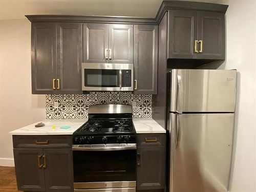 274 Grant Ave, Jersey City, NJ, 07305-1511 | Card Image