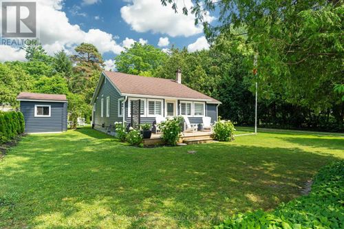 20 Tuyll St, Bayfield, ON, N0M1G0 | Card Image