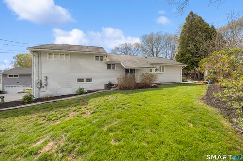 25 Morningside Dr, Ansonia, CT, 06401-1311 | Card Image