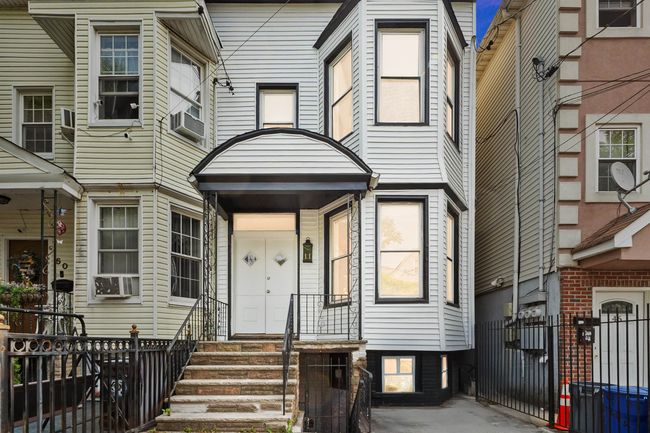 48 Armstrong Ave, House other with 4 bedrooms, 3 bathrooms and null parking in Jersey City NJ | Image 32