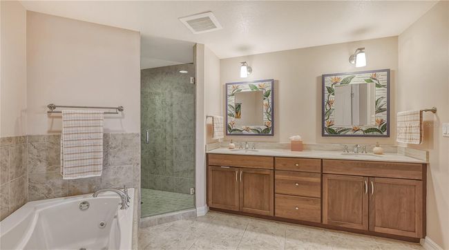 UNIT-102 - 221 Bayshore Rd, Condo with 3 bedrooms, 3 bathrooms and null parking in Nokomis FL | Image 38