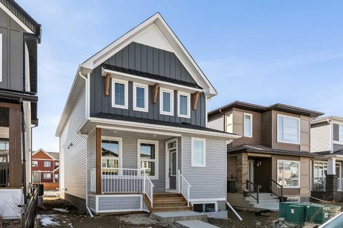 1133 Chinook Gate Bay Sw, Airdrie, AB, T4B5J1 | Card Image