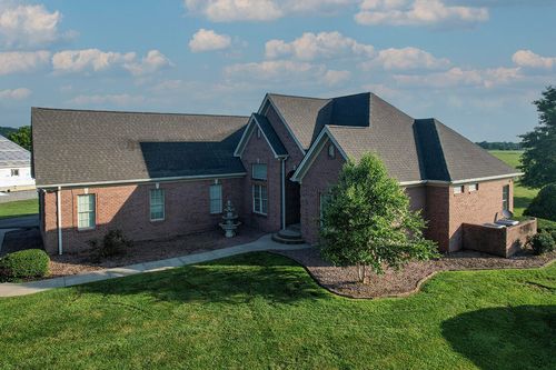 168 Master Ct, Hustonville, KY, 40437-9512 | Card Image